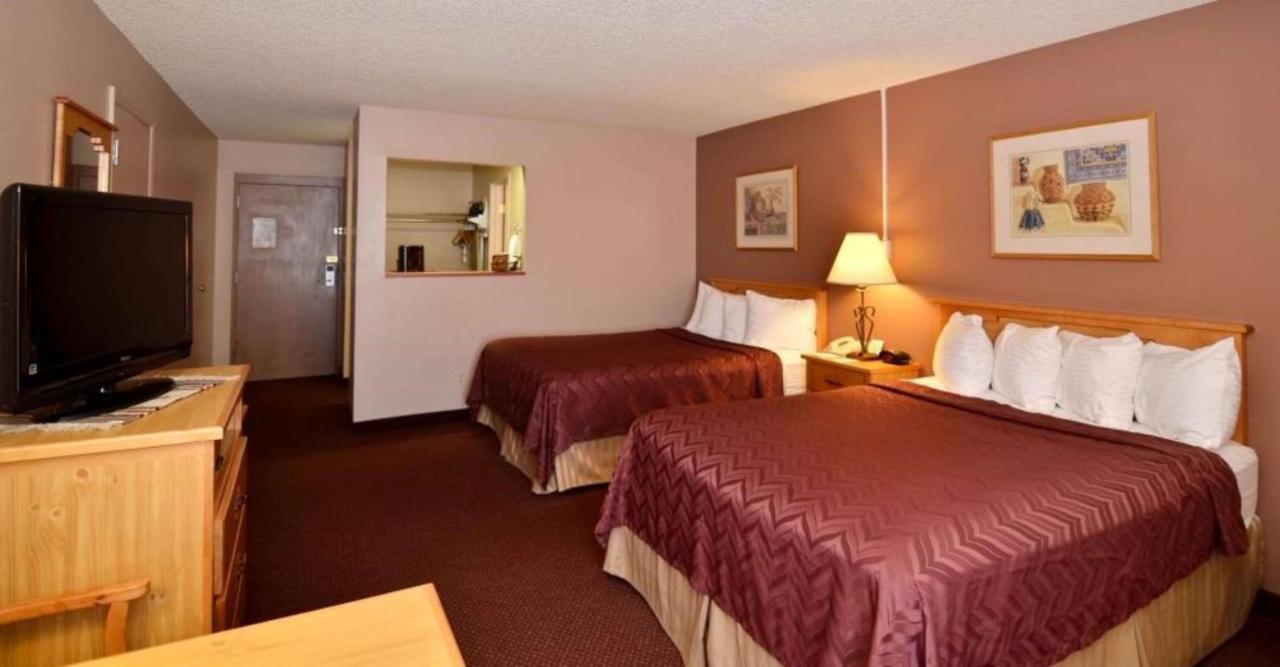 Best Western Pecos Inn Артижа Екстериор снимка