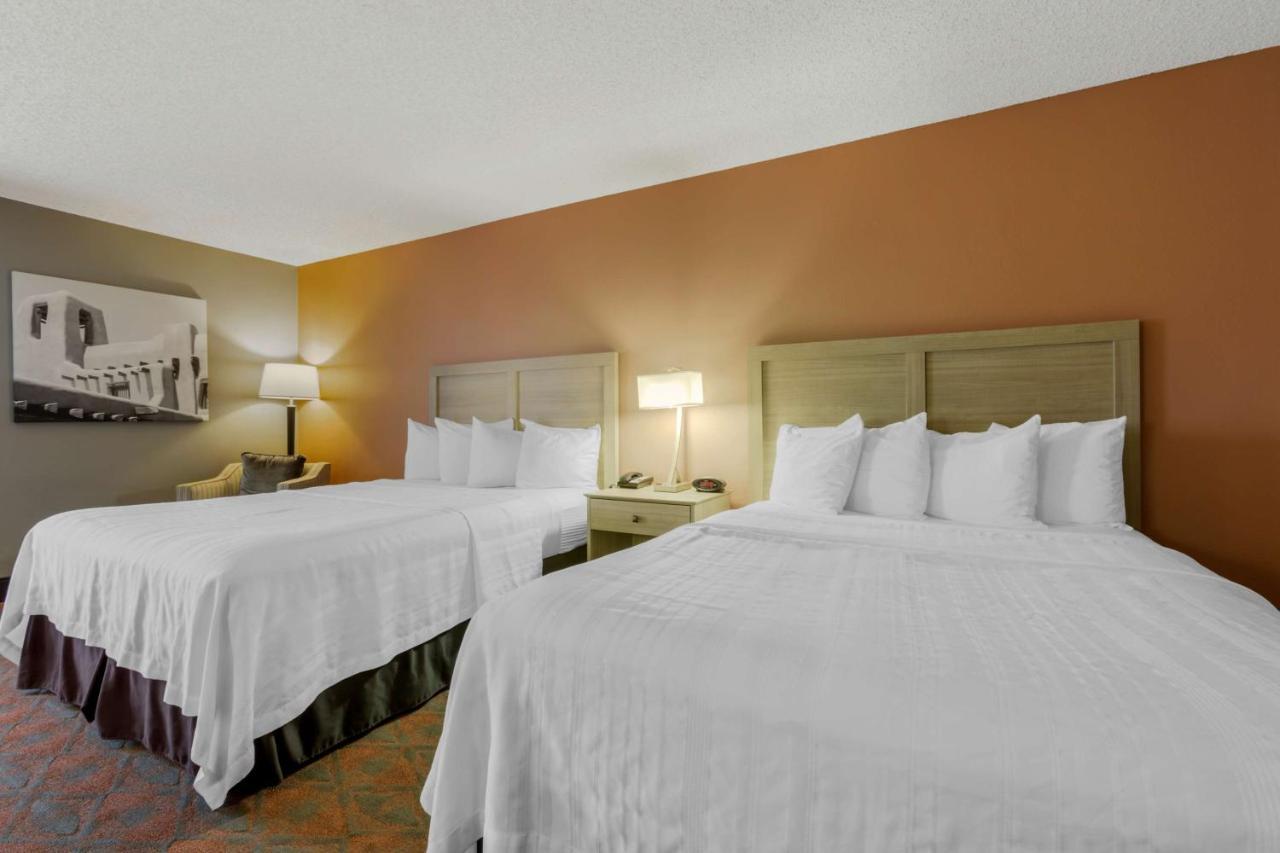 Best Western Pecos Inn Артижа Екстериор снимка