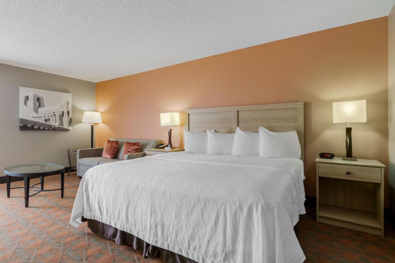 Best Western Pecos Inn Артижа Екстериор снимка