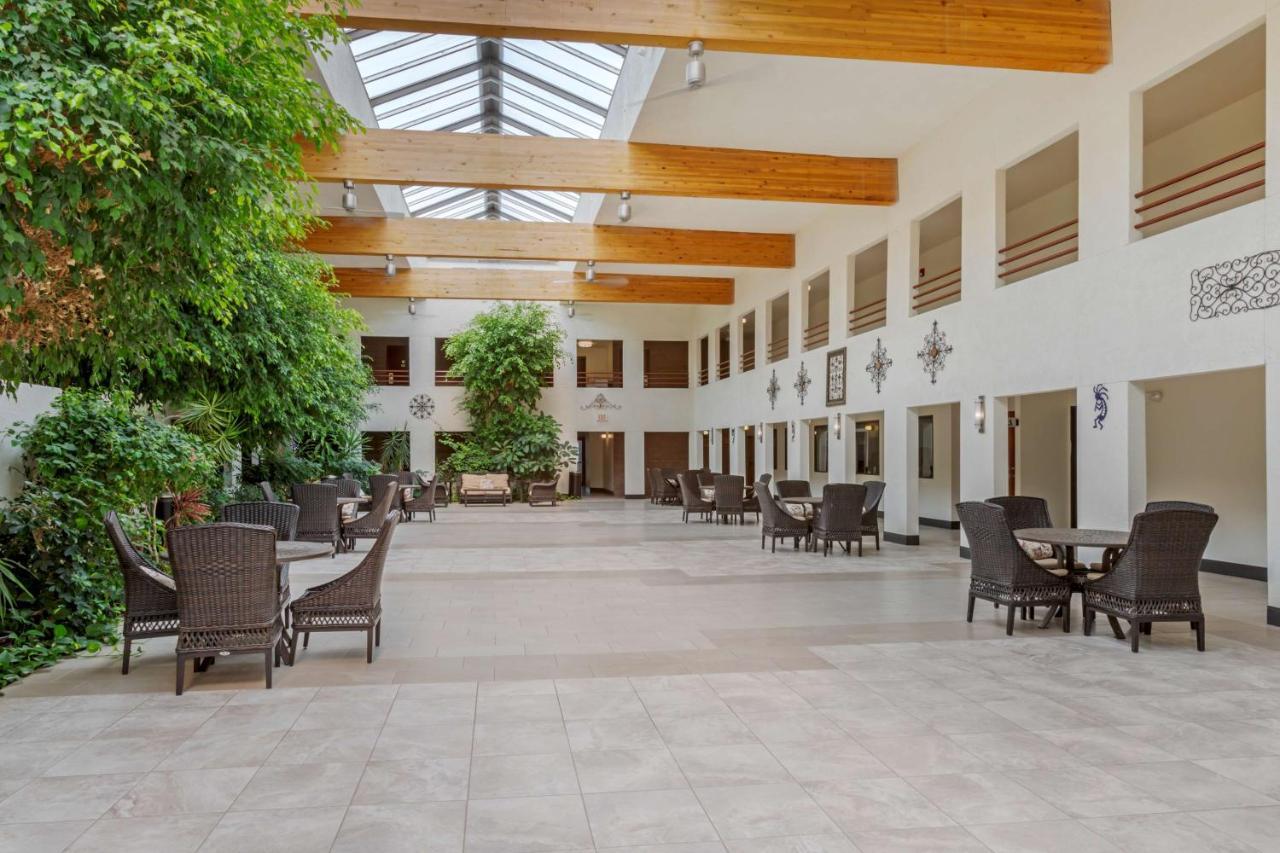 Best Western Pecos Inn Артижа Екстериор снимка