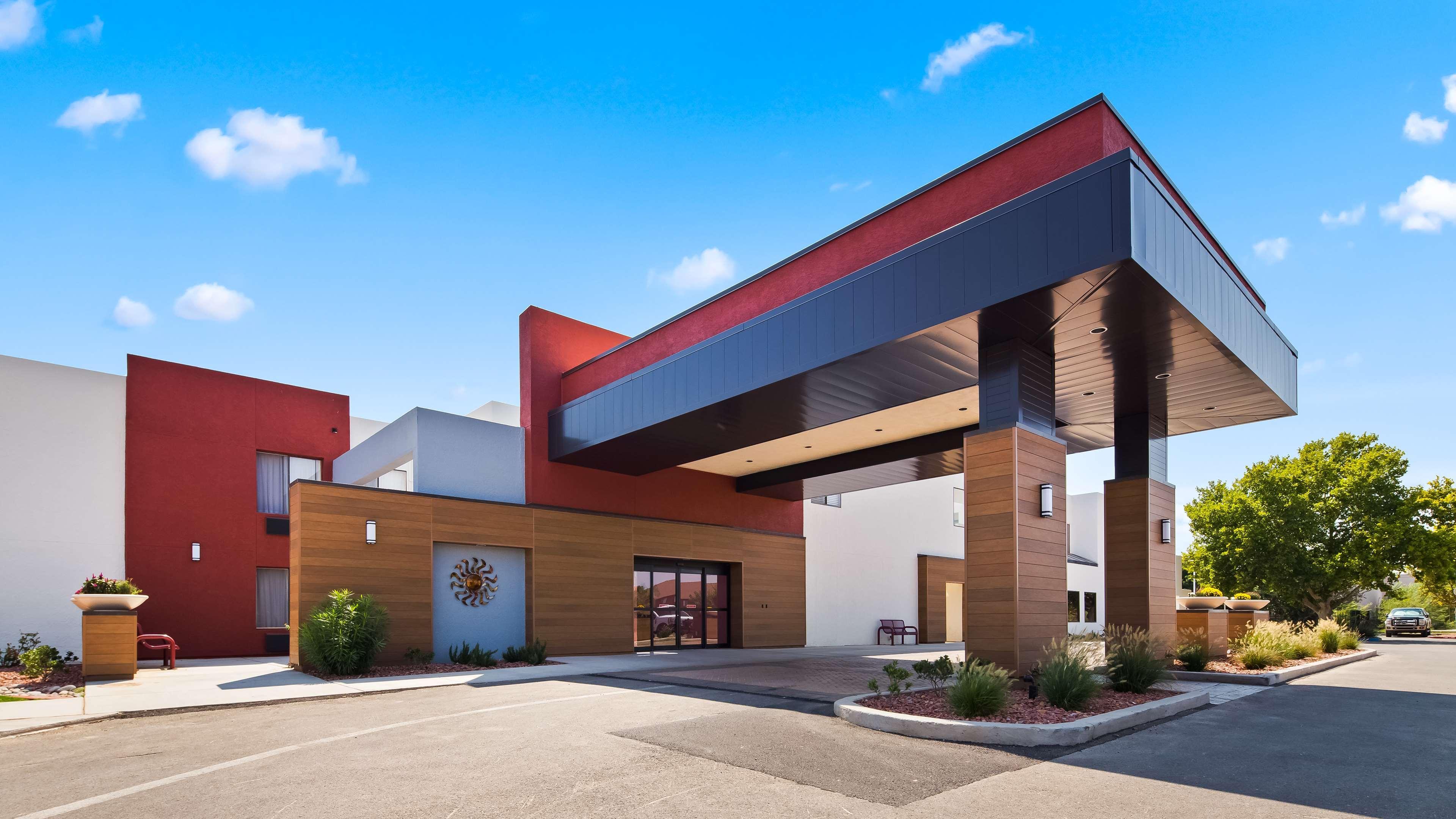 Best Western Pecos Inn Артижа Екстериор снимка